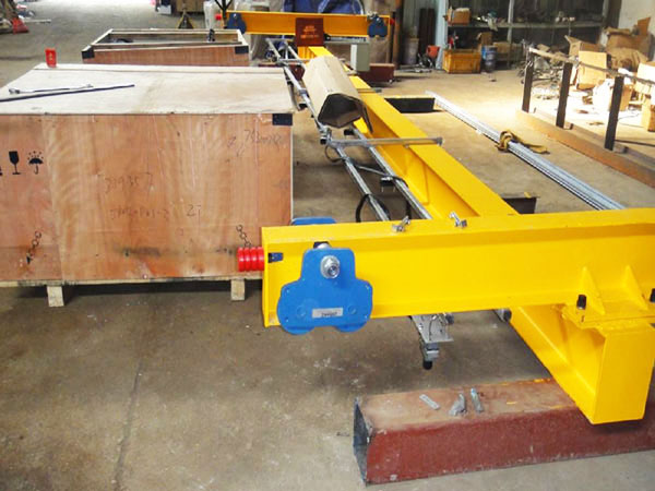 lx型電動單梁懸掛起重機(jī)