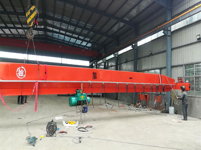 ld型電動(dòng)單梁橋式起重機(jī)