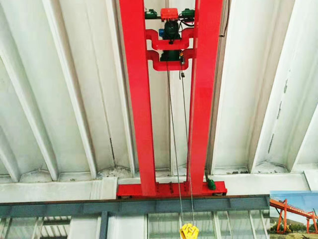 雙梁起重機(jī)